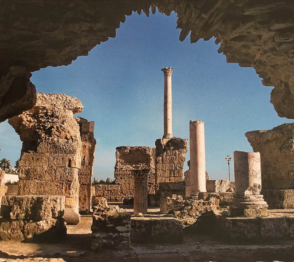 Tunus şehrindeki Antonius hamamının kalıntıları